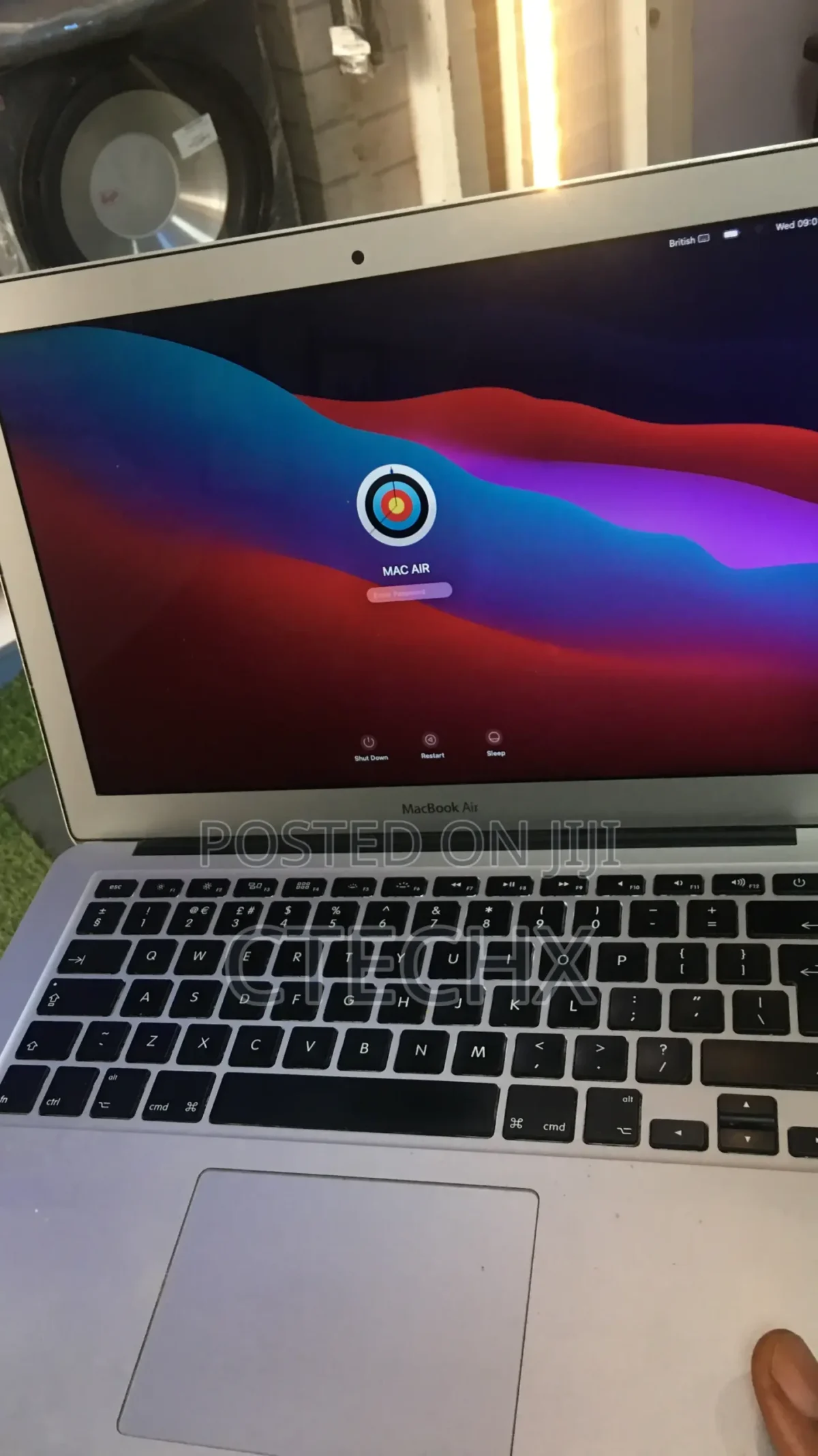 Laptop Apple MacBook Air 4GB Intel Core I5 SSD 128GB - Image 5