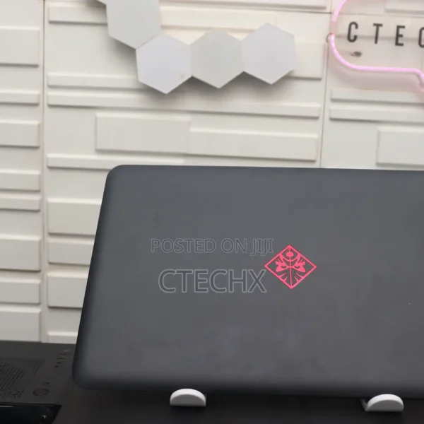 Laptop HP Omen 15 8GB Intel Core I5 HDD+SSD 1T